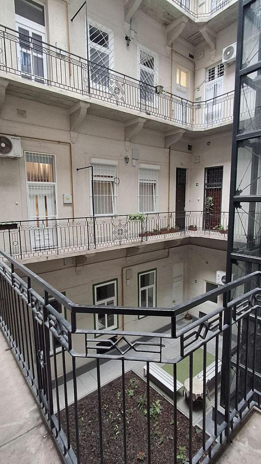 Novak Apartment Budapeste Exterior foto